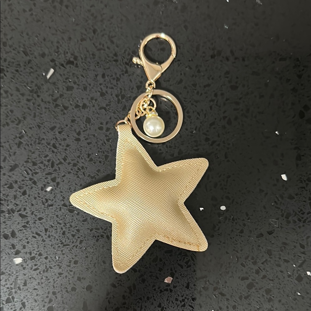 Gold Star w Pearl Keychain Bag Charm Accessory